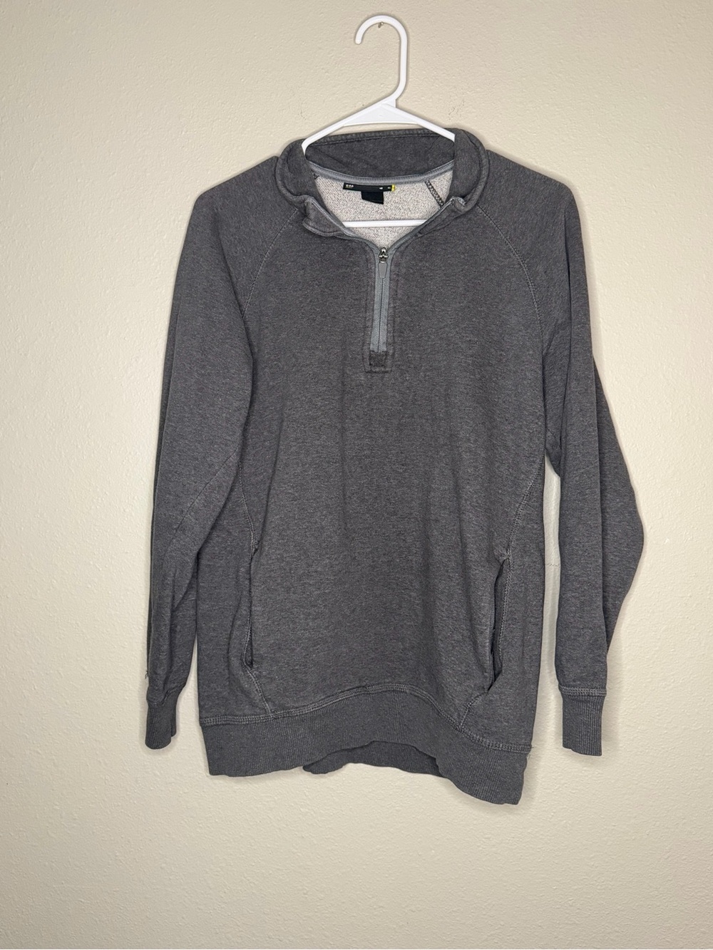 Under Armour 1/4 Zip Gray Loose Pullover Mens Size Small Cotton